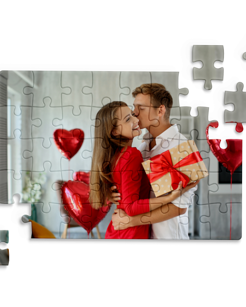 Puzzle personalizado Dia dos Namorados com 126 peças e 18×27 cm.