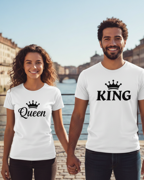 T-shirt branca de senhora, 100% algodão. Tamanhos disponíveis: S, M, L.